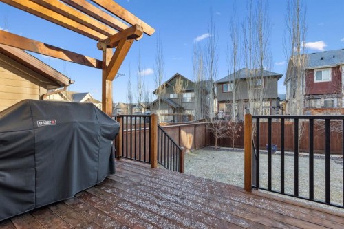 5 Riviera Place, Cochrane, AB - Indoor Photo Showing Bedroom