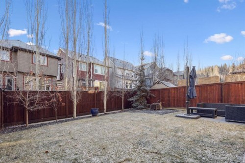 5 Riviera Place, Cochrane, AB - Indoor Photo Showing Office