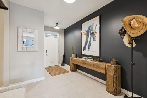 5 Riviera Place, Cochrane, AB - Indoor Photo Showing Other Room