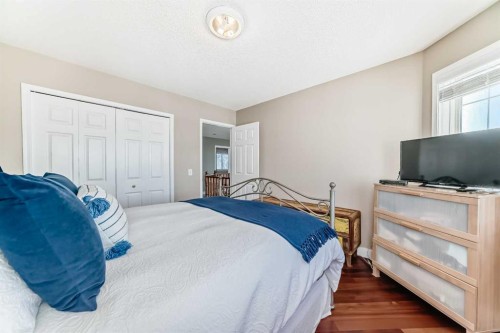 232 Coral Keys Place Ne, Calgary, AB - Indoor Photo Showing Bedroom