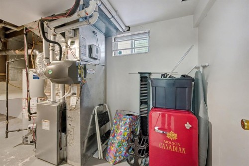 34 Woodglen Crescent Sw, Calgary, AB - Indoor Photo Showing Basement