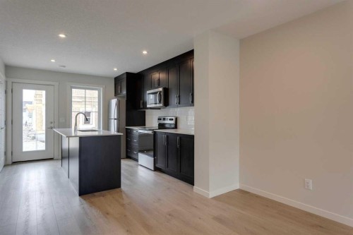 14653 1 Street Ne, Calgary, AB - Indoor Photo Showing Kitchen