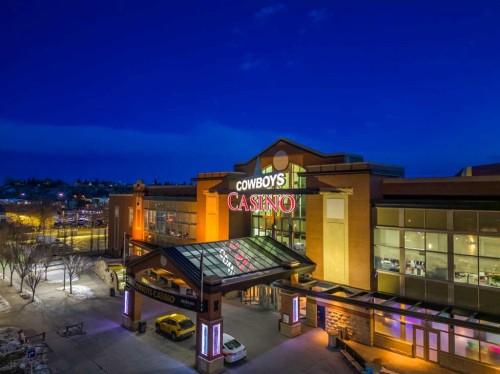 1403-1122 3 Street Se, Calgary, AB - Outdoor