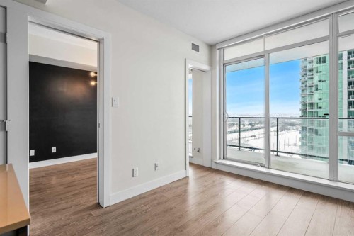 1403-1122 3 Street Se, Calgary, AB - Indoor Photo Showing Other Room