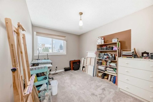 503 Woodbine Boulevard Sw, Calgary, AB - Indoor