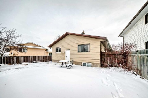 503 Woodbine Boulevard Sw, Calgary, AB - Outdoor With Exterior