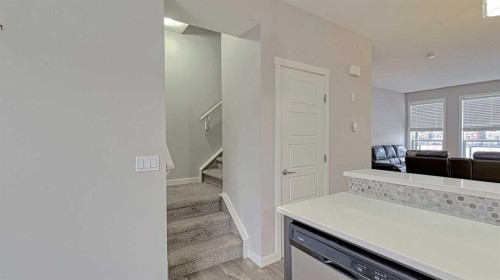 302-70 Saddlestone Drive Ne, Calgary, AB - Indoor