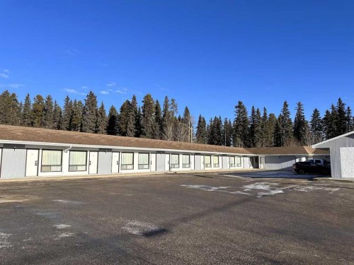 301 42 Street, Edson, AB 