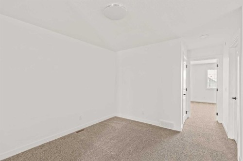 15 Herron Walk Ne, Calgary, AB - Indoor Photo Showing Other Room