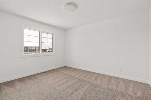 15 Herron Walk Ne, Calgary, AB - Indoor Photo Showing Other Room