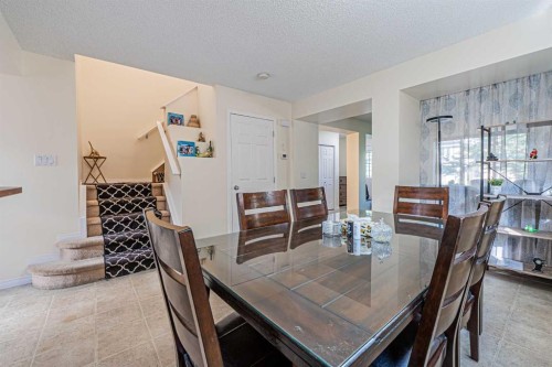 9249 Saddlebrook Drive Ne, Calgary, AB - Indoor Photo Showing Dining Room
