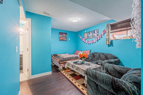 9249 Saddlebrook Drive Ne, Calgary, AB - Indoor