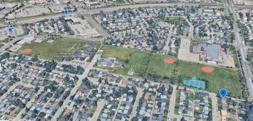 902 35 Street Se, Calgary, AB -  With View