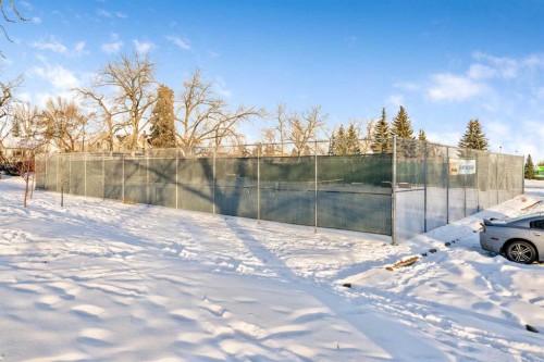 308-1611 28 Avenue Sw, Calgary, AB - Outdoor