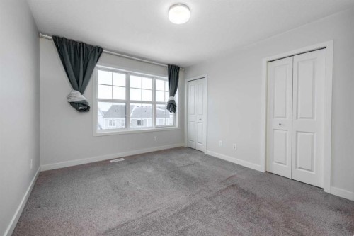 40 Sherwood Row Nw, Calgary, AB - Indoor Photo Showing Other Room