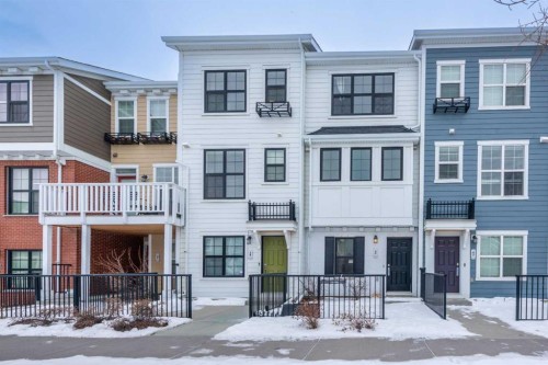 40 Sherwood Row Nw, Calgary, AB - Outdoor With Balcony With Facade