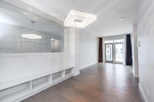 40 Sherwood Row Nw, Calgary, AB - Indoor Photo Showing Other Room