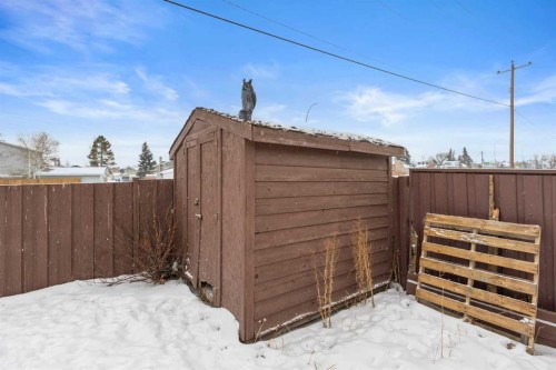 6496 54 Street Ne, Calgary, AB - Outdoor