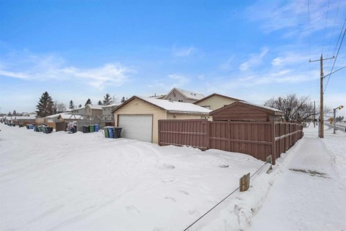 6496 54 Street Ne, Calgary, AB - Outdoor