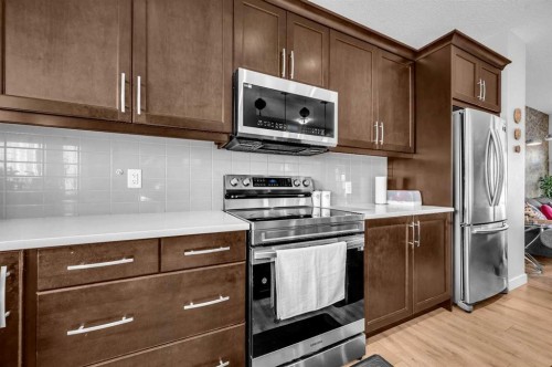 17 Cornerstone Manor Ne, Calgary, AB - Indoor Photo Showing Kitchen