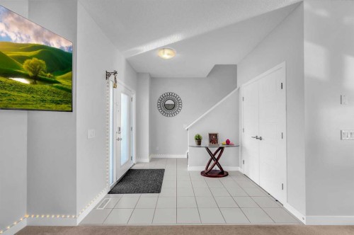 17 Cornerstone Manor Ne, Calgary, AB - Indoor Photo Showing Other Room