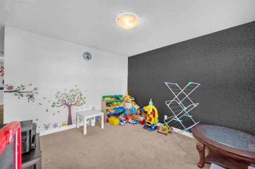 17 Cornerstone Manor Ne, Calgary, AB - Indoor Photo Showing Other Room