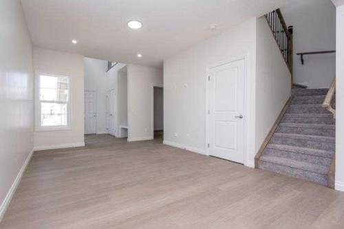 19 Homestead Pass Ne, Calgary, AB - Indoor Photo Showing Other Room