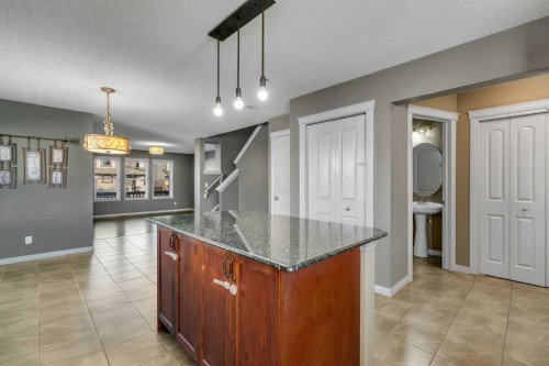 41 Skyview Point Green Ne, Calgary, AB - Indoor Photo Showing Kitchen