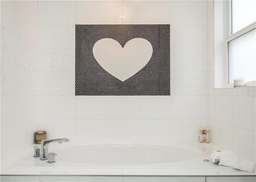 3528 3 Street Nw, Calgary, AB - Indoor Photo Showing Bathroom