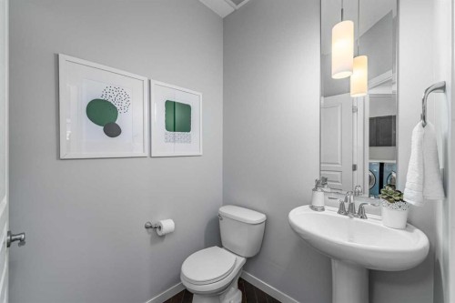 63 Auburn Glen Heights Se, Calgary, AB - Indoor Photo Showing Bathroom
