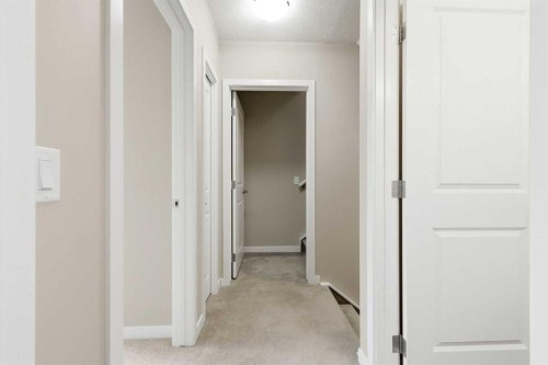 5 Copperstone Villas Se, Calgary, AB - Indoor Photo Showing Other Room