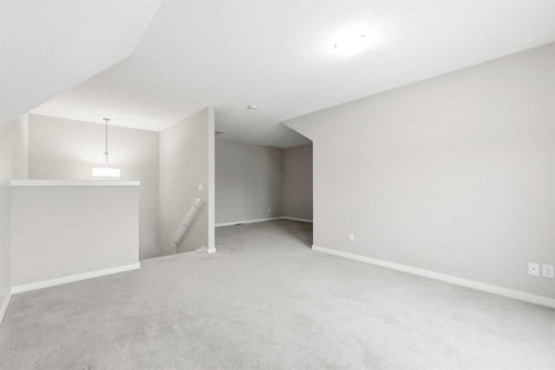 5 Copperstone Villas Se, Calgary, AB - Indoor Photo Showing Other Room