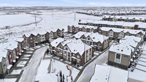 5 Copperstone Villas Se, Calgary, AB - Outdoor
