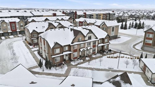 5 Copperstone Villas Se, Calgary, AB - Outdoor