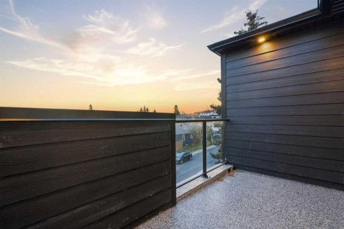 212 32 Avenue Ne, Calgary, AB - Outdoor With Exterior