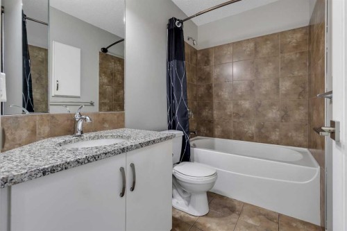 58 Nolanfield Heights Nw, Calgary, AB - Indoor Photo Showing Bathroom