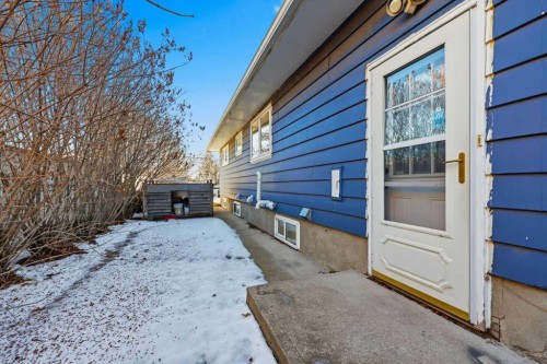 2240 38 Street Se, Calgary, AB - Outdoor With Exterior