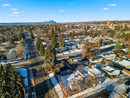 2240 38 Street Se, Calgary, AB - Outdoor With View