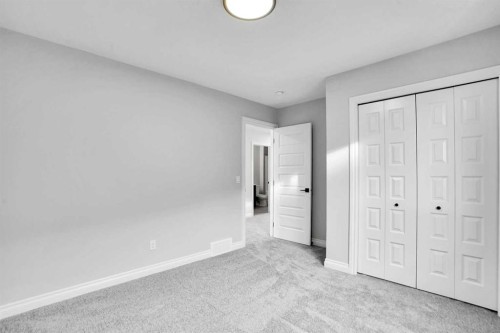 71 Homestead Circle Ne, Calgary, AB - Indoor