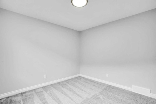 71 Homestead Circle Ne, Calgary, AB - Indoor Photo Showing Other Room