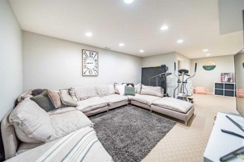 42 Copperfield Point Se, Calgary, AB - Indoor