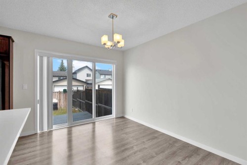 203 Cranberry Green Se, Calgary, AB - Indoor Photo Showing Other Room