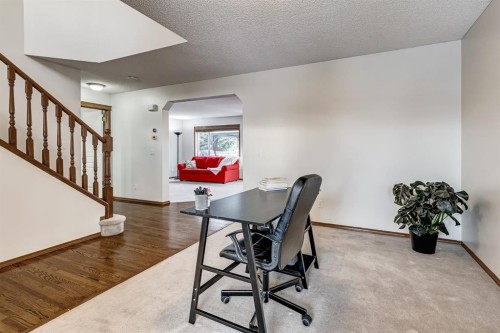 149 Coventry Court Ne, Calgary, AB - Indoor