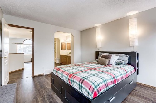 149 Coventry Court Ne, Calgary, AB - Indoor Photo Showing Bedroom