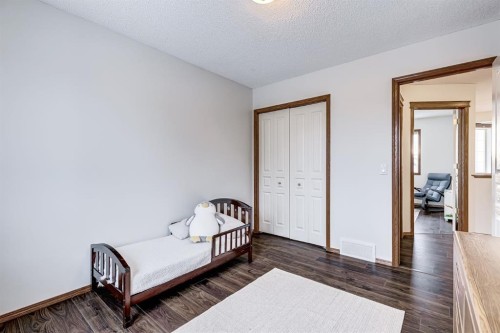 149 Coventry Court Ne, Calgary, AB - Indoor Photo Showing Bedroom