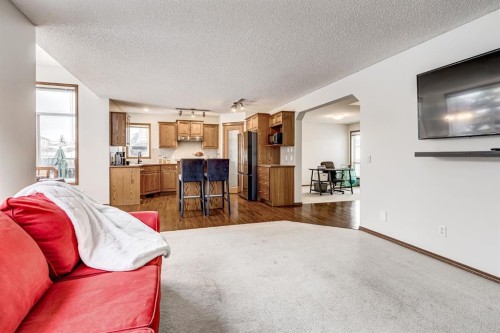 149 Coventry Court Ne, Calgary, AB - Indoor