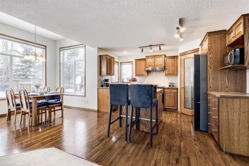 149 Coventry Court Ne, Calgary, AB - Indoor