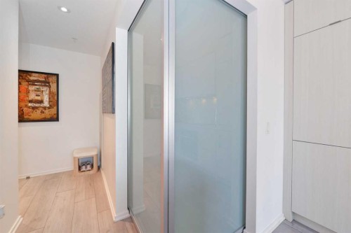 1110-615 6 Avenue Se, Calgary, AB - Indoor Photo Showing Bathroom