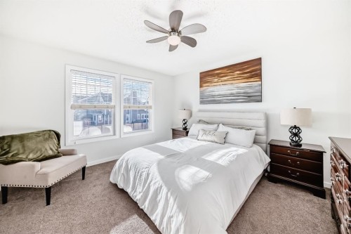 786 River Heights Crescent, Cochrane, AB - Indoor Photo Showing Bedroom
