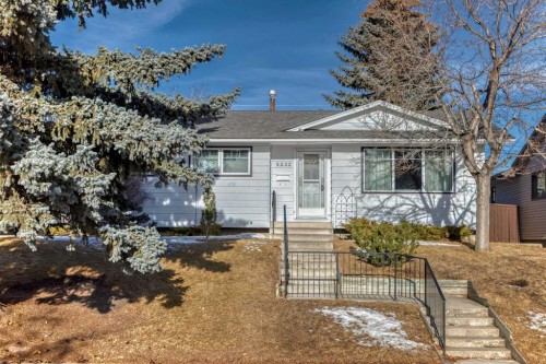 5232 44 Avenue Nw, Calgary, AB - Outdoor